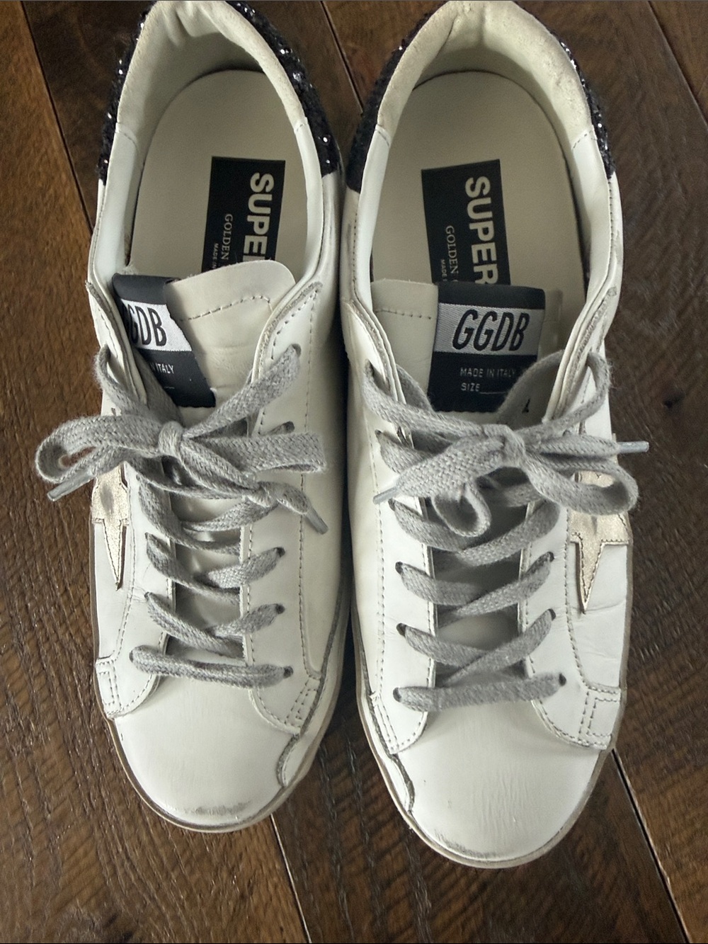 Golden Goose White Leather Low-Top Sneakers with Black Glitter Heel - Picture 2 of 10